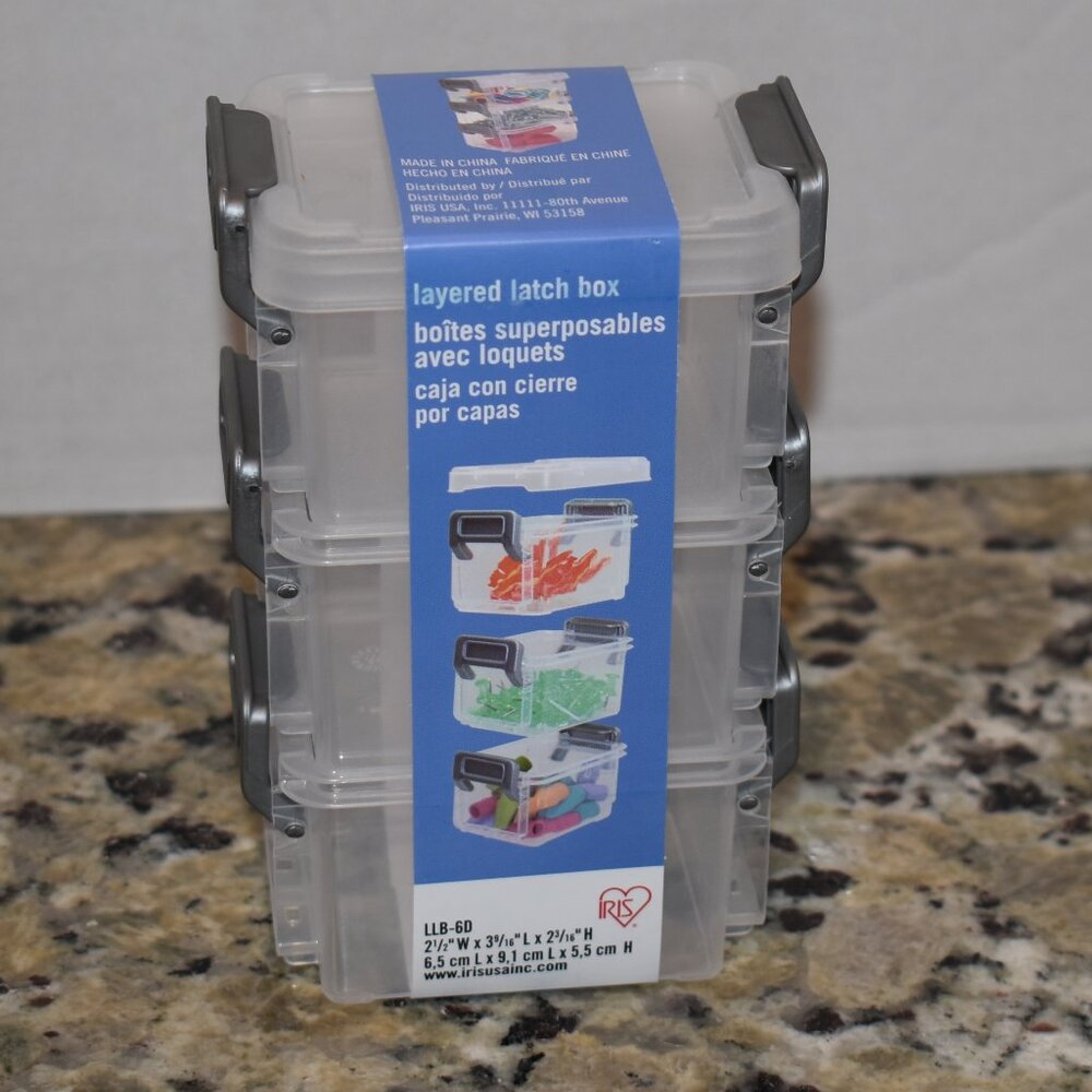 IRIS USA, Inc. 3-Piece Layered Latch Buckle Snaps Accessory Box, Mini, Clear/Sil